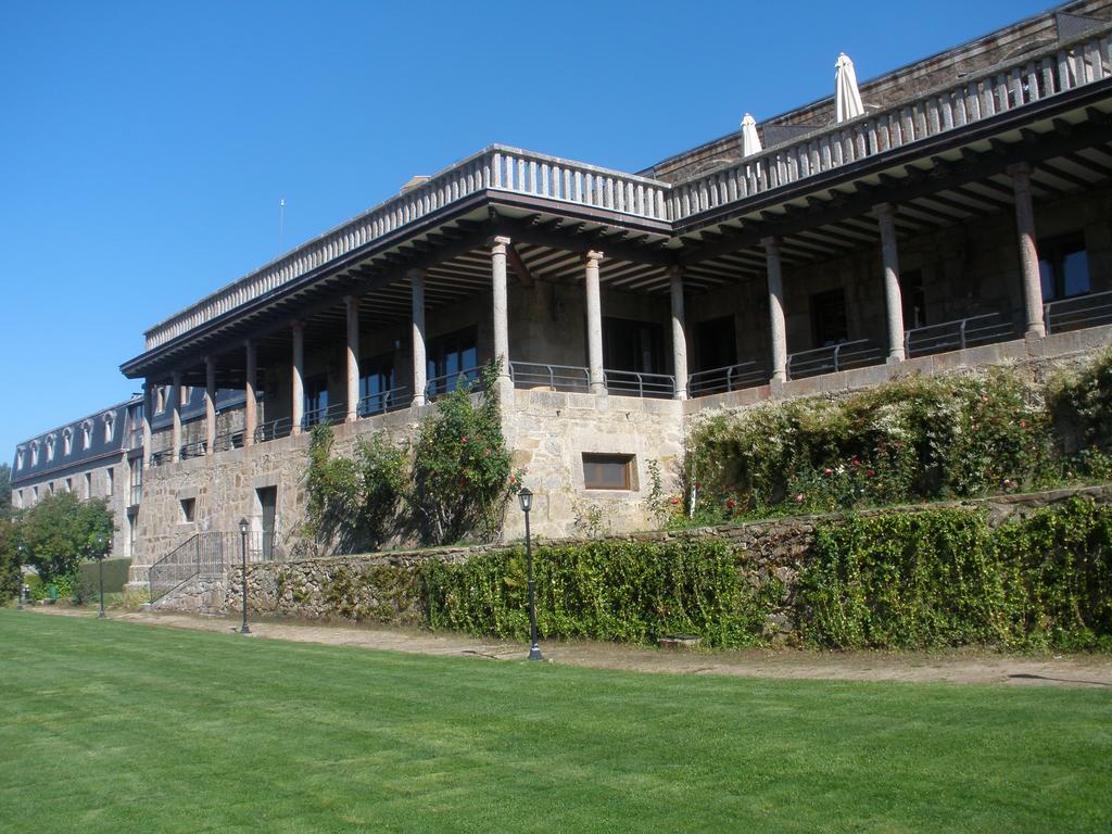 Parador De Gredos Hotel Navarredonda de Gredos Exterior photo